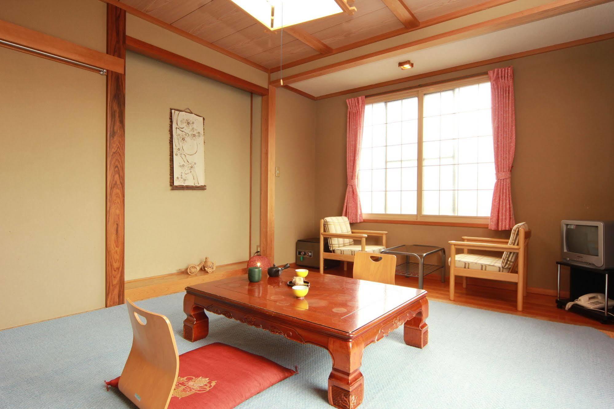 Hatoguruma Kawabata Nozawaonsen Esterno foto
